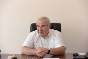 Адырраҭара &quot;Агәҭыха&quot; асас ауаажәларра-политикатә усзуҩ Нугзар Ашәба.