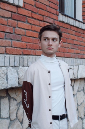 Сандро Аблоҭиа:«Аԥснытәи Аҳәынҭқарратә университет аҟны сҵара аныхсыркәшалакь ашьҭахь, гәҭакы хадас исымоу-занаат хадас арежиссиор имҩа ацҵара&quot;