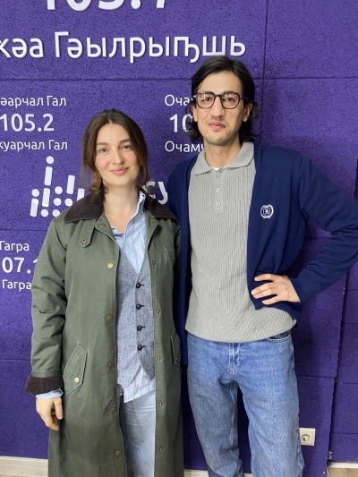 Художники Апшьа Хагба и Астамур Эшба в студии Абхазского радио рассказали об открытии выставки в галерее &laquo;Ауада&raquo; и ближайших творческих планах на будущее.