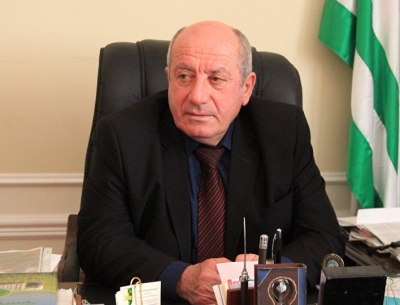 Аҧсны апапаии абанани аҧхьатәи аҽаҩра иазыҧшуп