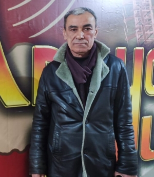 Адырраҭара «Аамҭеи ауаҩи» далахәуп Џьамал Дбар.