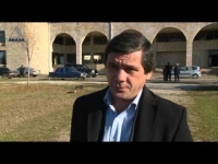 Џьарназ Бениа.