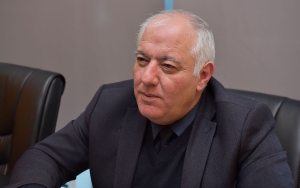 Вадим Ҳаразиа ашықәсазтәи аусура аихшьаала ҟаиҵеит.