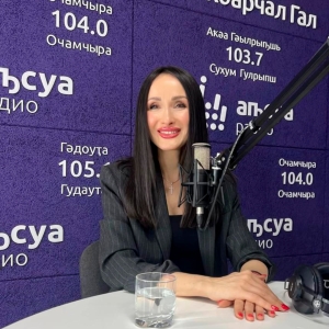 Алиса Чанба в передаче «Асас» рассказала о правильном питании, как быстро и без вреда для  здоровья  похудеть, восполнить необходимые витамины и укрепить здоровье.