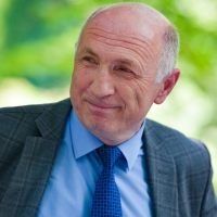 Занҭариа еиҭеиҳәеит аҧсуа бызшәа азҵааразы Аҧсны ахадеи иареи еибырҳәаз