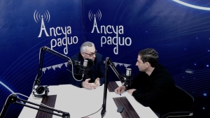 Агазеҭ &quot;Аҧсны&quot; аредактор хада Ахра Анқəаб далацəажəеит раҧхьтəи аҧсуа агазеҭ ҳдоуҳатə ҧсҭазаараҿы ҭыҧс иааннакыло