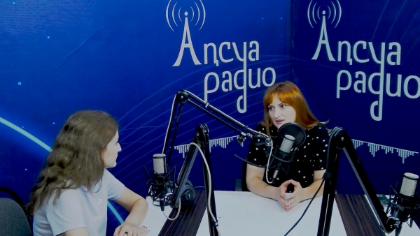 Соучредитель БО Киараз Камма Гопия: &laquo; В акции &laquo;Счастливое первое сентября&raquo;  количество детей, к сожалению , ежегодно увеличивается ,  но мы обеспечиваем всех, кто в этом нуждается&raquo;.